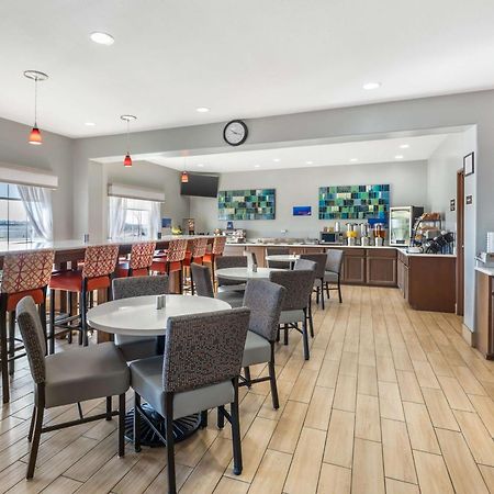 Best Western Club House Inn & Suites Mineral Wells Ngoại thất bức ảnh