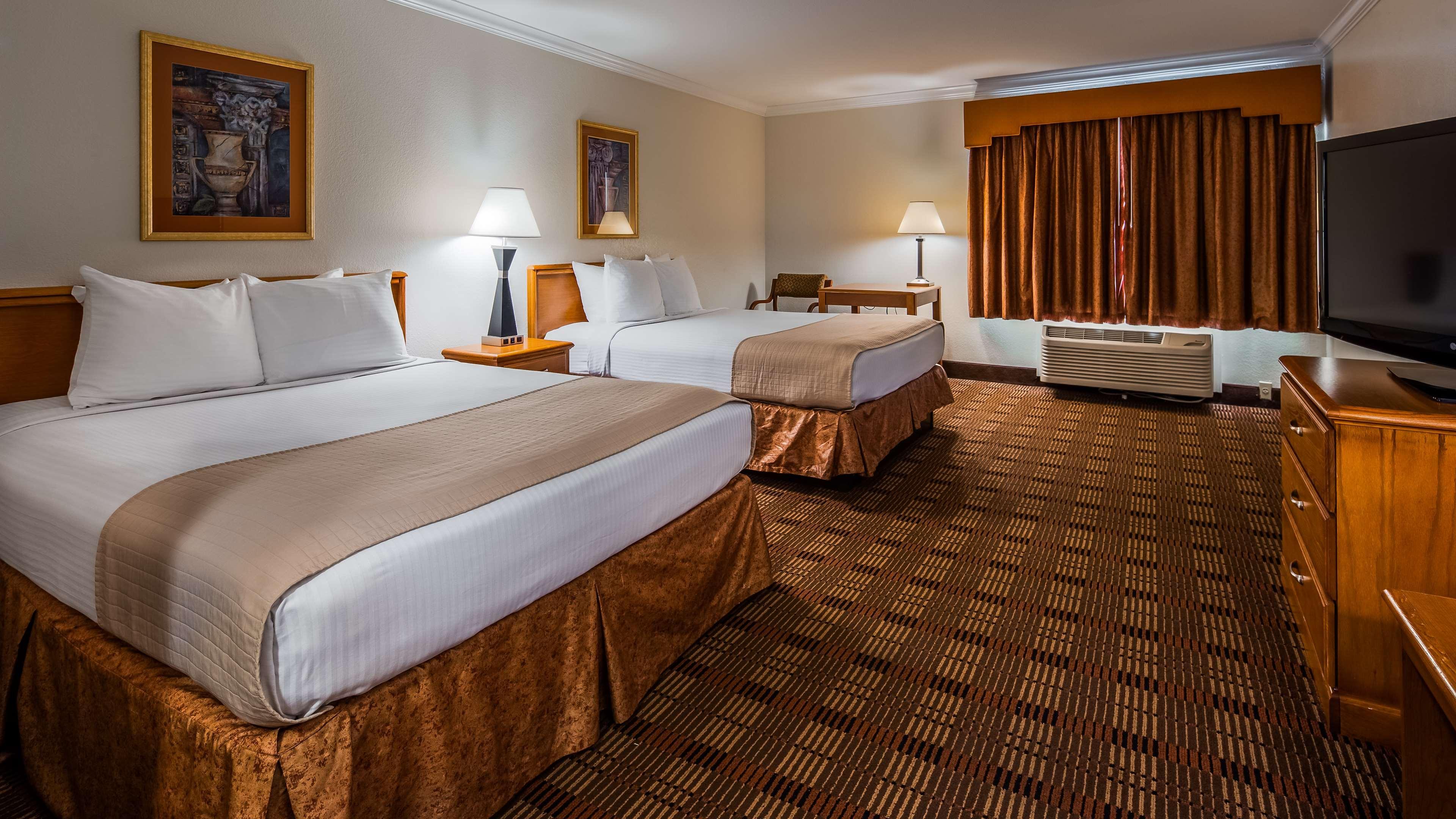 Best Western Club House Inn & Suites Mineral Wells Ngoại thất bức ảnh