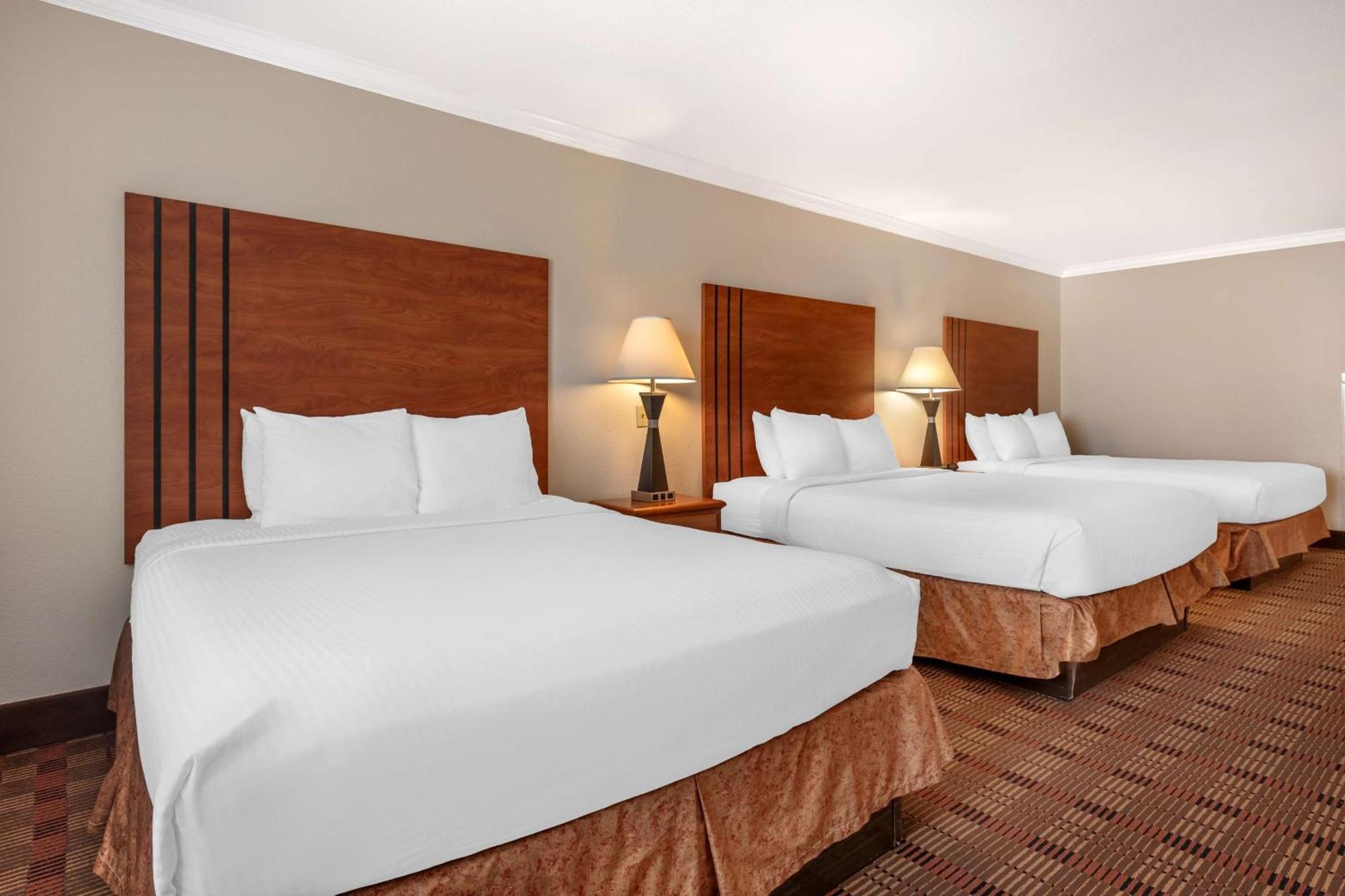 Best Western Club House Inn & Suites Mineral Wells Ngoại thất bức ảnh