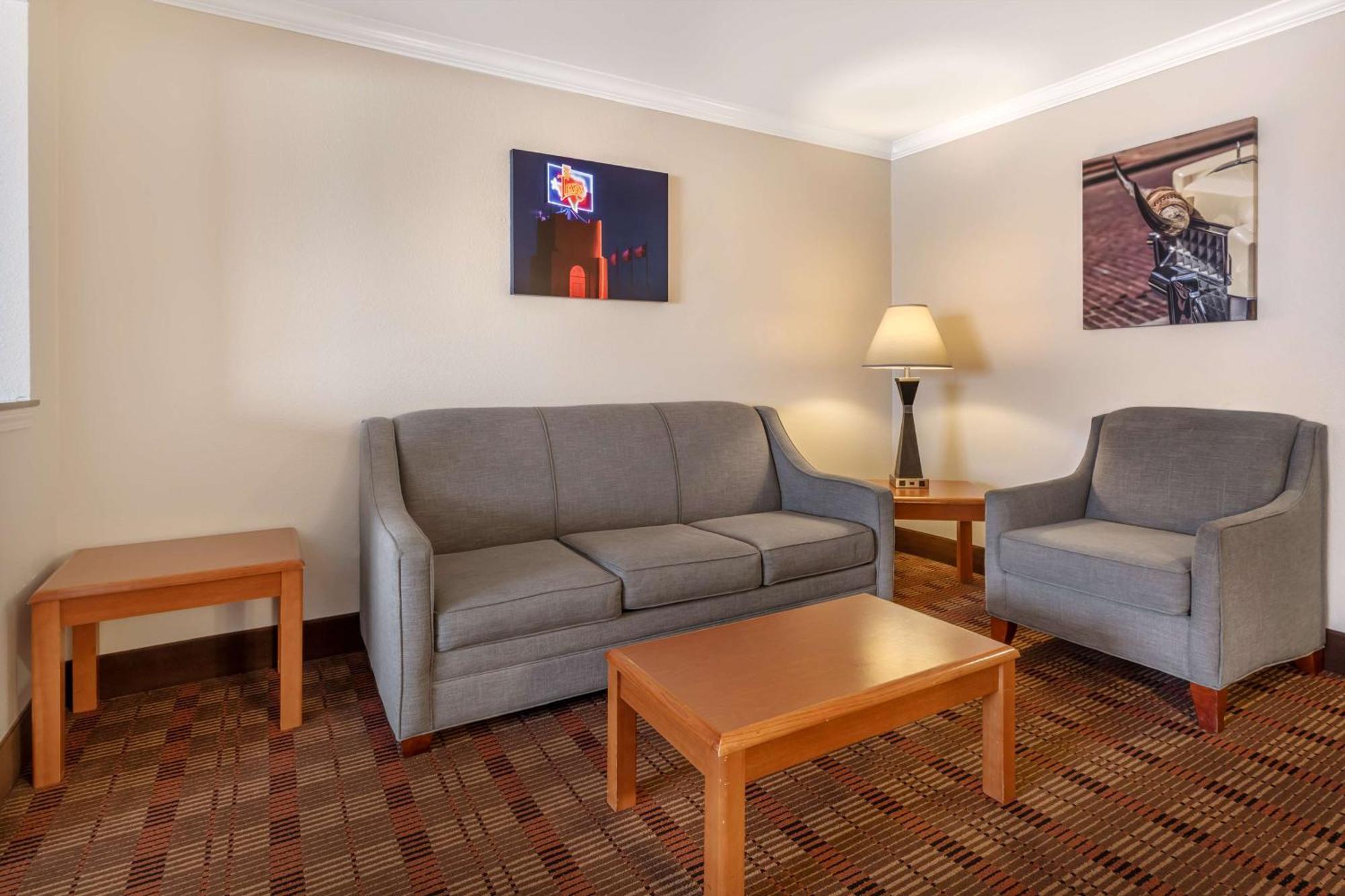 Best Western Club House Inn & Suites Mineral Wells Ngoại thất bức ảnh