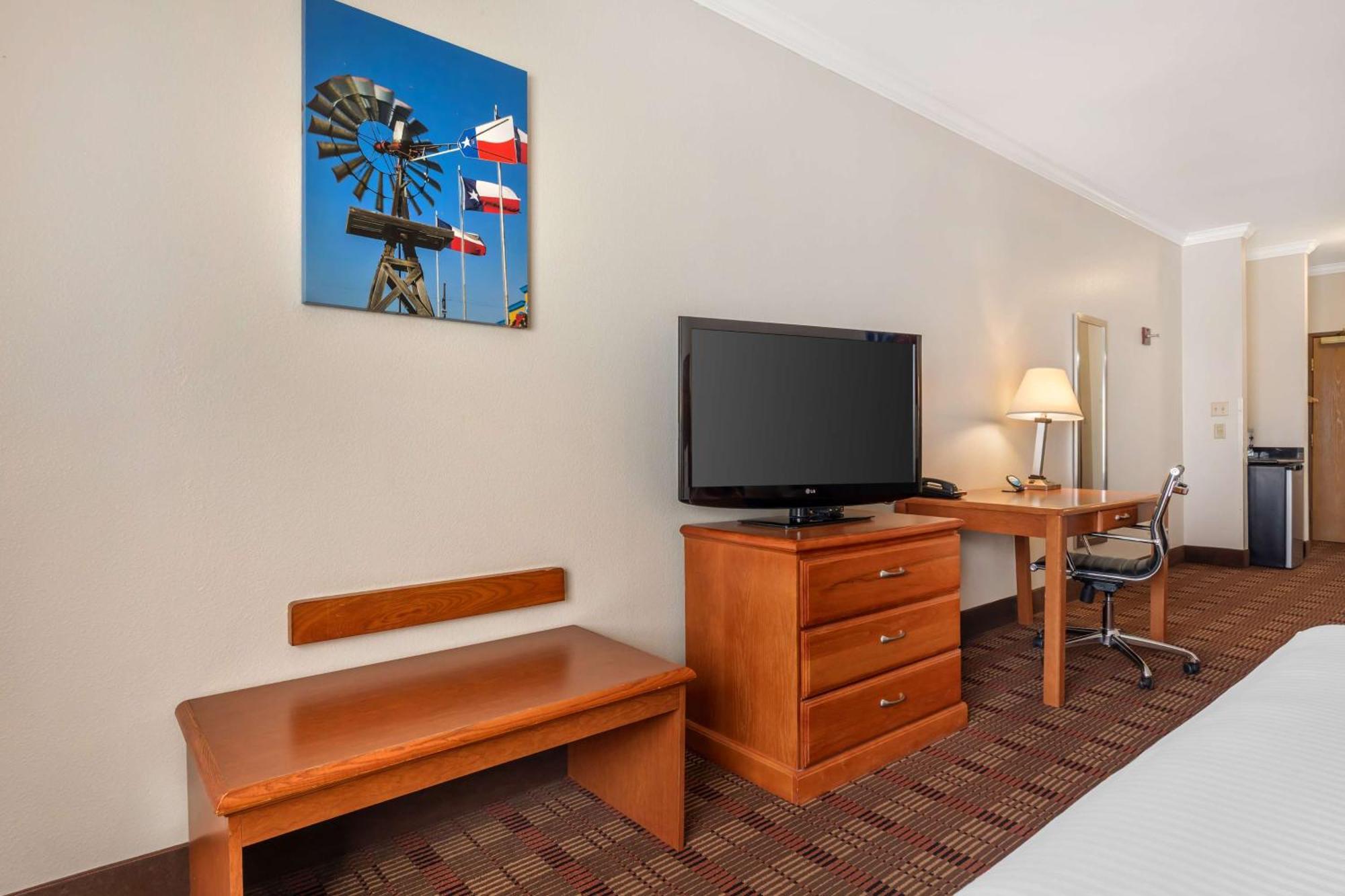 Best Western Club House Inn & Suites Mineral Wells Ngoại thất bức ảnh