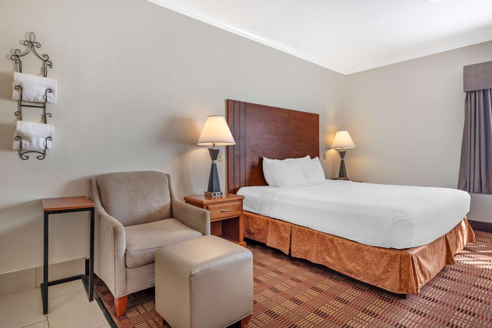 Best Western Club House Inn & Suites Mineral Wells Ngoại thất bức ảnh